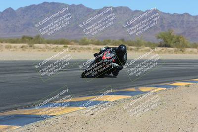 media/Mar-24-2025-Moto Forza (Mon) [[57ce5c5cff]]/1-Advanced Group/Session 3 (Turn 6 Inside)/